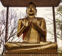 Buddha - Phnom Sampeou