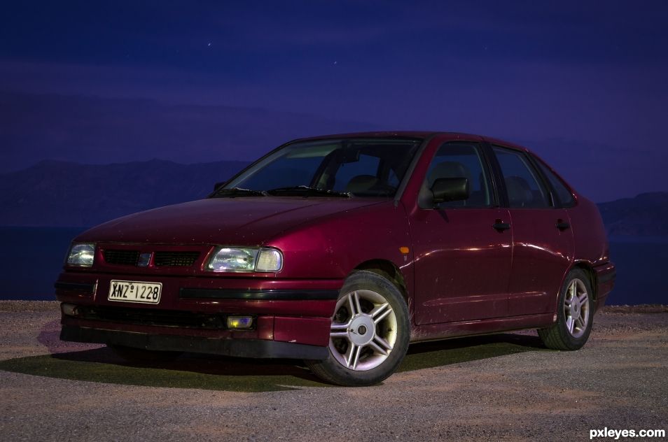 My Car @ night - Seat Cordoba 1995 - 380K + km