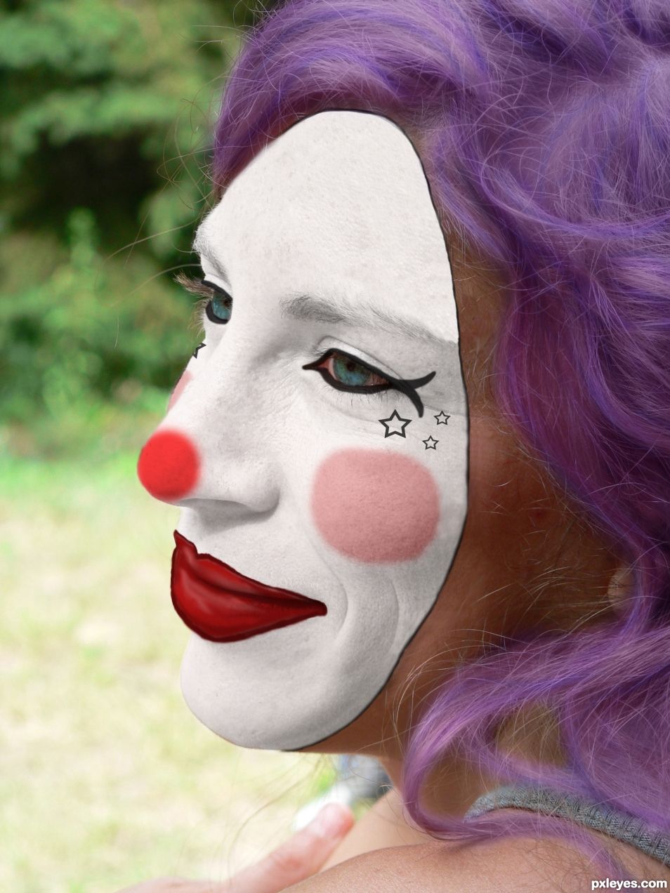 pretty clown