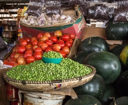 Shelled peas and watermelons