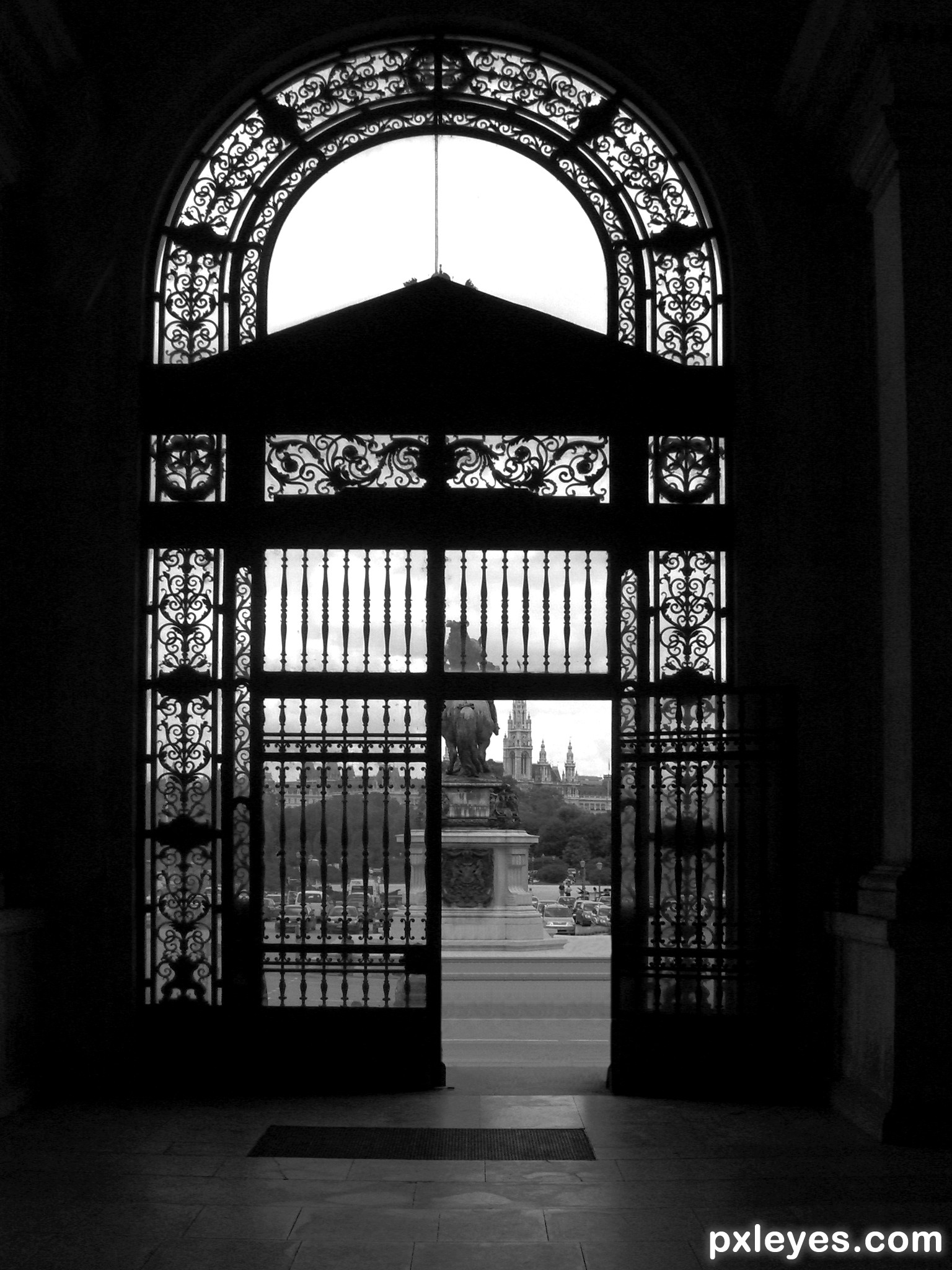 Gate in black and white picture, by mazanda for: gates photography