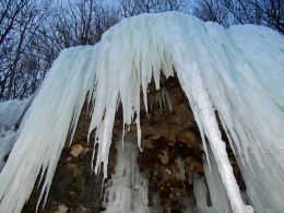 Ice Cliff