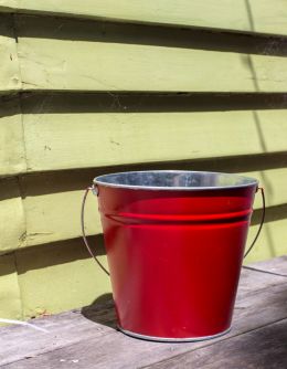 Red Bucket