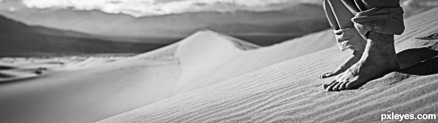 Toes In The Sand photoshop picture)