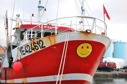 SmilingBoat