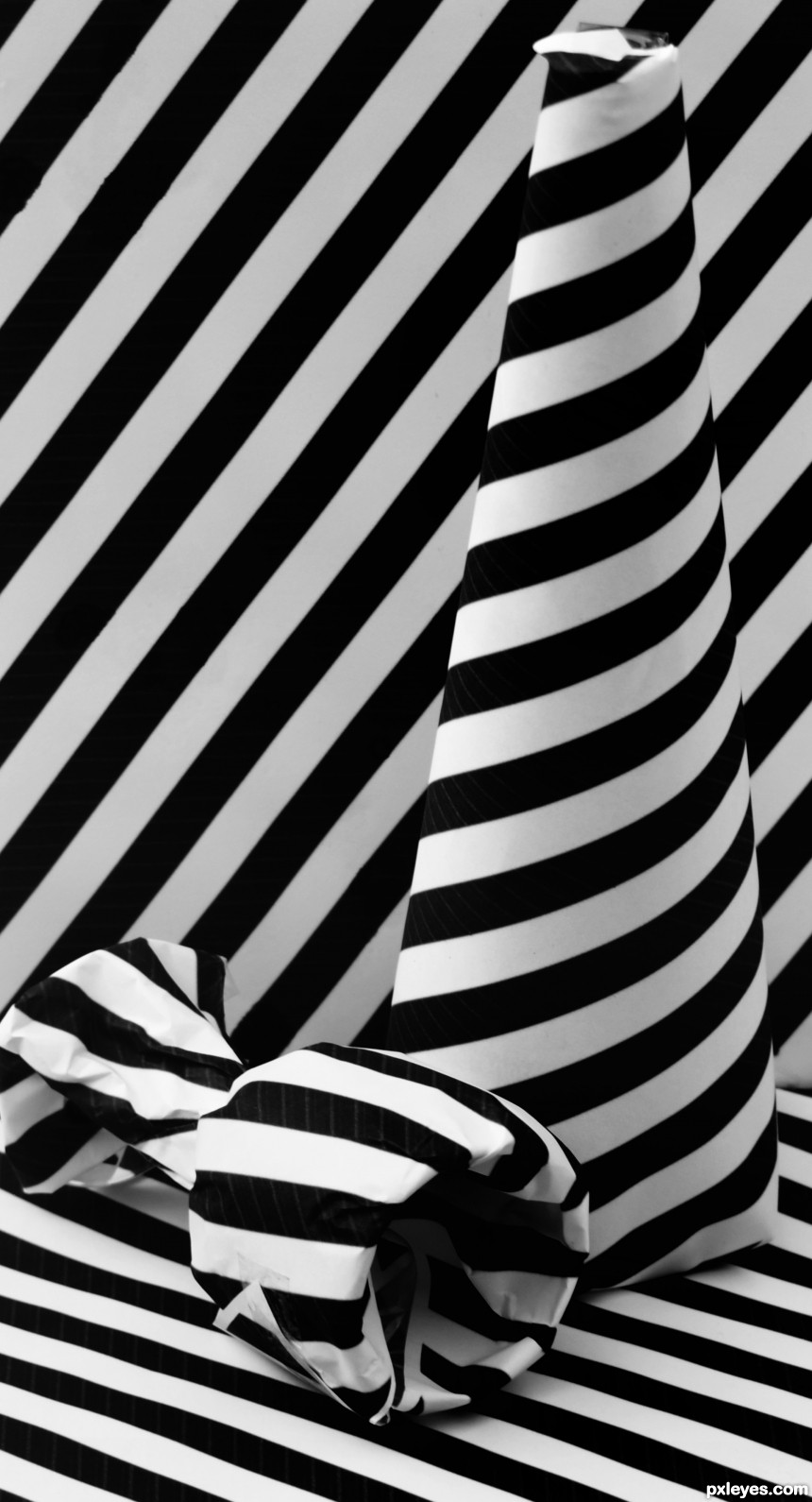 black and white stripes photoshop picture)